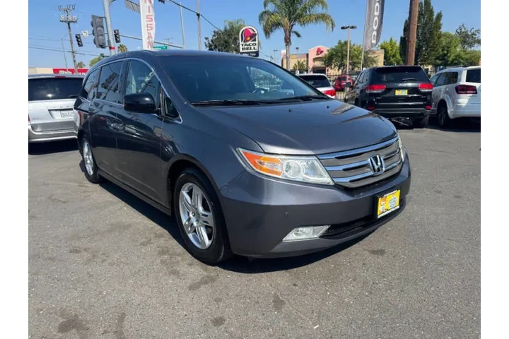 $8998 : 2012 Odyssey Touring image 3