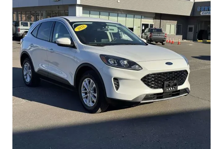 $16540 : Ford Escape 2021 AWD SE 4dr image 2