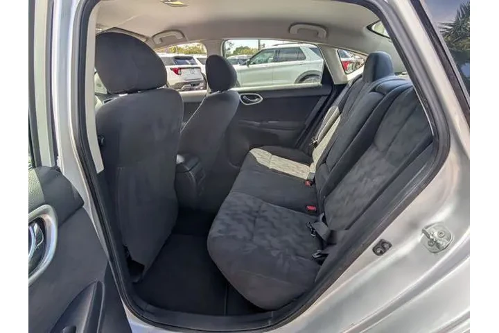 $5597 : Nissan Sentra 2013 S 4dr Sed image 9