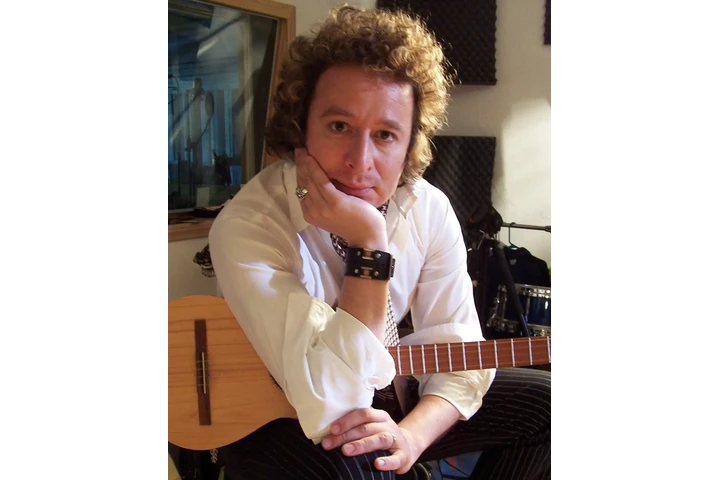 CLASES DE GUITARRA image 1