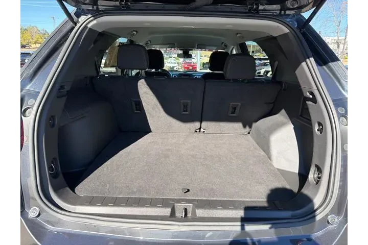 $20192 : Chevrolet Equinox 2023 LT 4d image 7