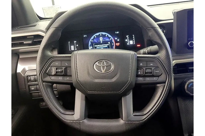 $39998 : Toyota Tacoma 2025 4x4 SR5 4 image 10