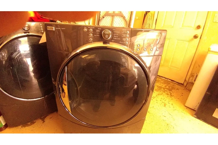 Lavadoras, secadora y refris. image 10