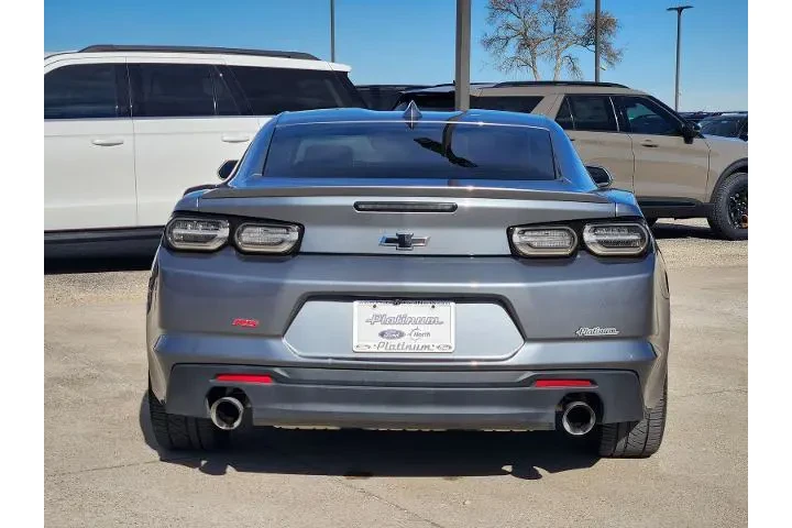 $23880 : Chevrolet Camaro 2021 LT 2dr image 8