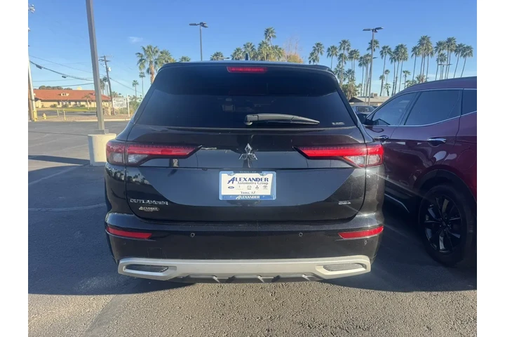 $25995 : Mitsubishi Outlander 2023 AW image 6