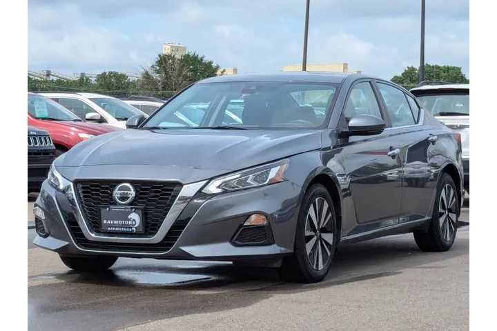 $16995 : 2021 Altima 2.5 SV image 9