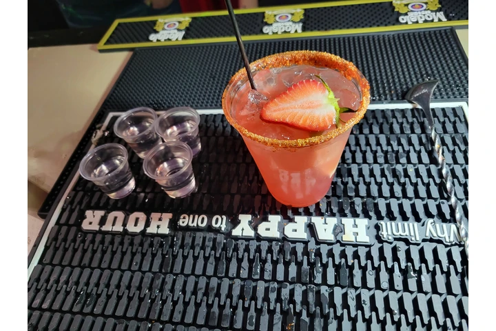 FIESTA BARTENDER image 10