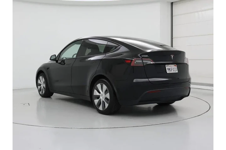 $33998 : Tesla Model Y 2024 AWD Long image 2