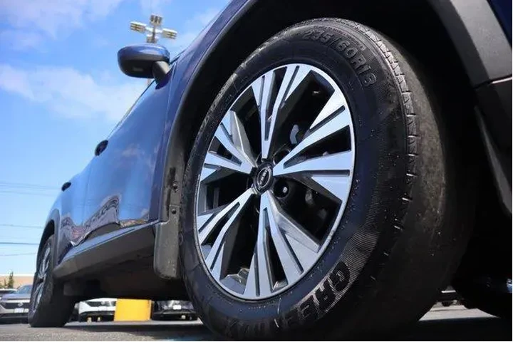 $15750 : Nissan Rogue 2023 AWD SV 4dr image 8