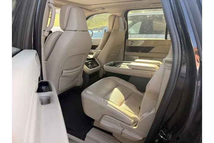 $37177 : Lincoln Navigator L 2020 4x4 image 6