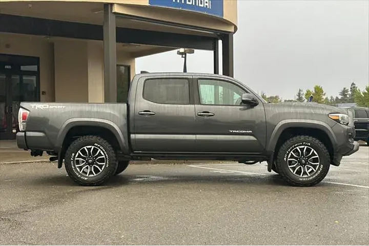 $34990 : Toyota Tacoma 2023 4x2 TRD S image 3