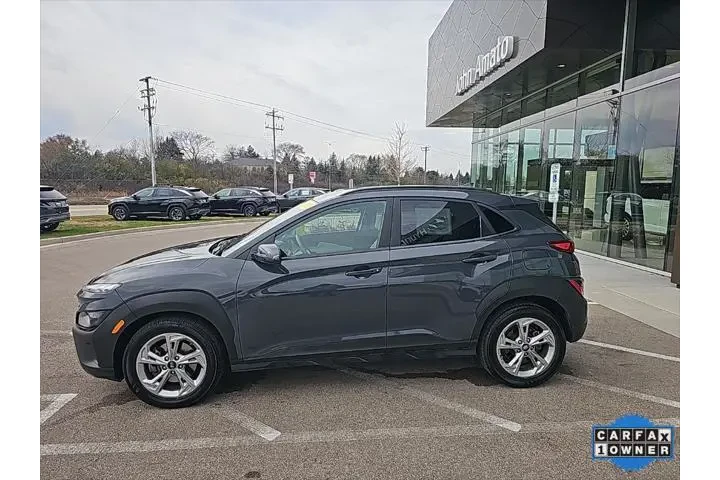 $18758 : Hyundai KONA 2023 AWD SEL 4d image 2