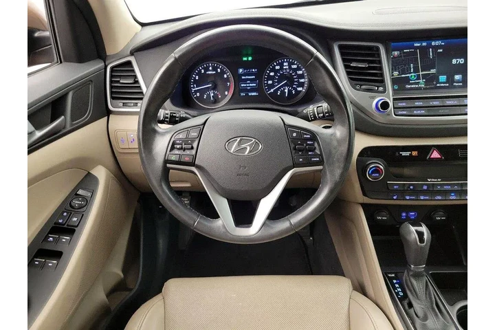 $12998 : Hyundai TUCSON 2016 Limited image 10