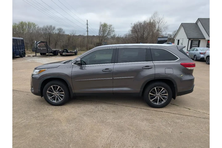 $23995 : 2019 Highlander image 9