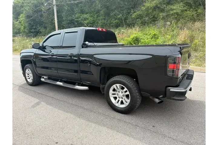 $17990 : Chevrolet Silverado 1500 201 image 5