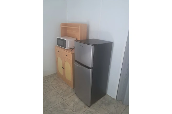 $1000 : EFFICENCE .MIAMI GARDENS image 8
