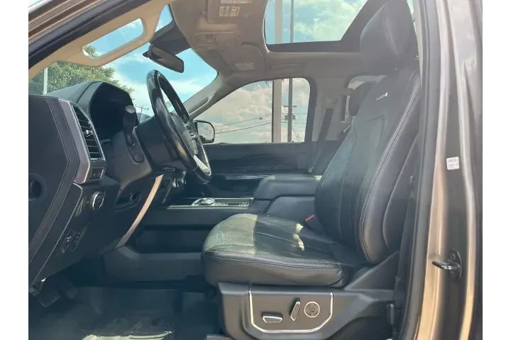 $17773 : Ford Expedition 2019 4x2 Pla image 7
