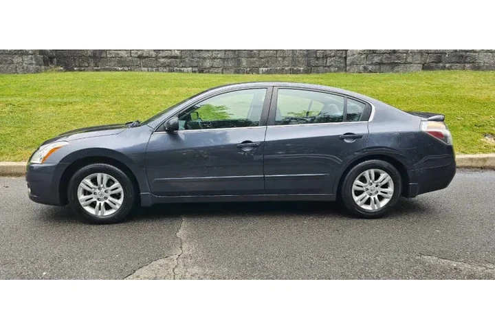 $7495 : 2011 Altima 2.5 SL image 6