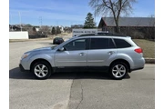 $8990 : 2013 Outback 2.5i Limited thumbnail