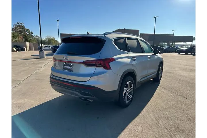 $21998 : Hyundai SANTA FE 2023 SEL 4d image 5