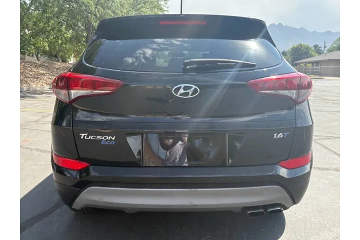 $8900 : 2017 Tucson Eco image 9