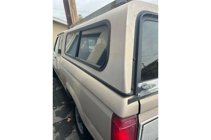 $3300 : Ford ranger 1992 XLT image 4