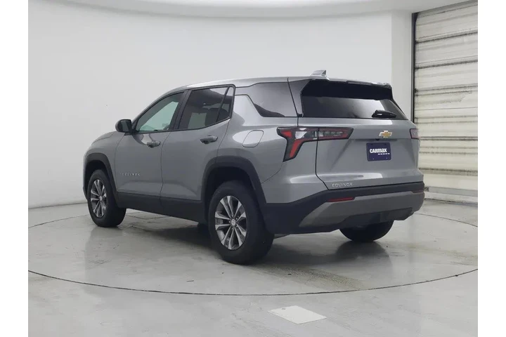 $26998 : Chevrolet Equinox 2025 LT 4d image 2