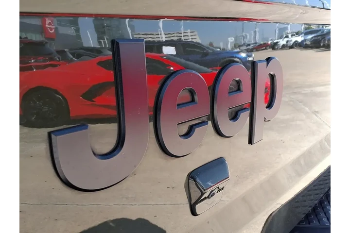 $24795 : Jeep Gladiator 2022 4x4 Spor image 10