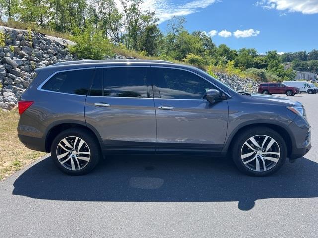 $27355 : PRE-OWNED 2018 HONDA PILOT TO image 7