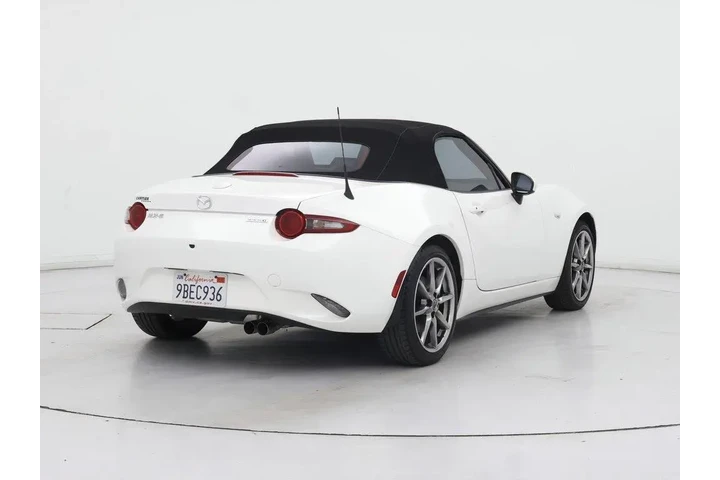 $27998 : Mazda MX-5 Miata 2022 Grand image 8