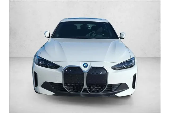 $31999 : BMW i4 2023 eDrive35 Gran Co image 2