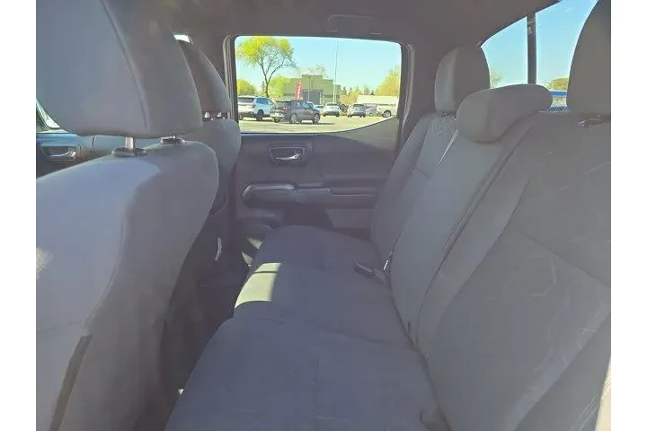 $27995 : Toyota Tacoma 2016 4x2 TRD S image 8