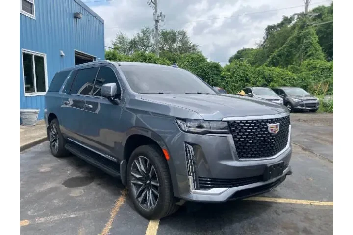 $74900 : 2022 Escalade ESV Premium Lux image 2