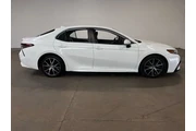 $23434 : Toyota Camry 2021 thumbnail