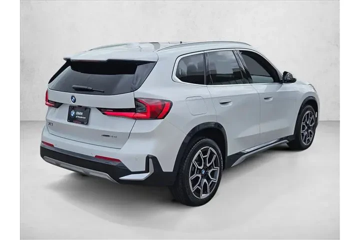 $39777 : BMW X1 2025 AWD xDrive28i 4d image 5