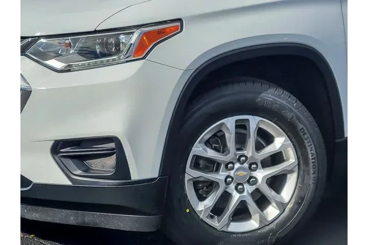 $22895 : Chevrolet Traverse 2021 LS 4 image 3