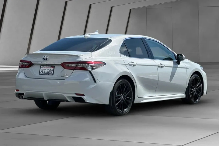 $22200 : Toyota Camry Hybrid 2023 XSE image 4