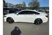 $28491 : Honda Accord 2022 Touring 4d thumbnail