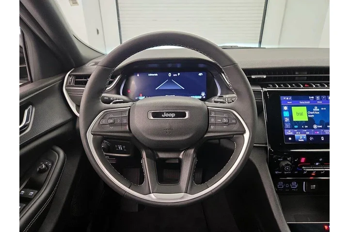 $31998 : Jeep Grand Cherokee 2024 4x4 image 10