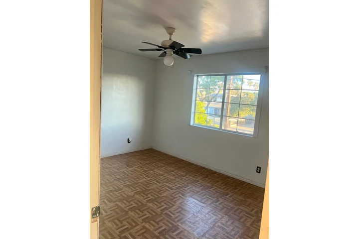 $900 : Rento cuarto! image 3