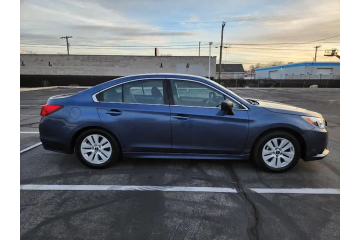 $14800 : 2017 Legacy 2.5i image 10