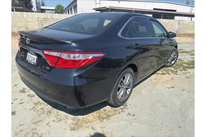 $13299 : Toyota Camry 2015 SE 4dr Sed image 4