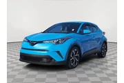 $17596 : Toyota C-HR 2019 LE 4dr Cros thumbnail