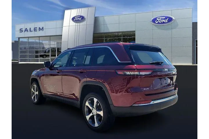 $37990 : Jeep Grand Cherokee 2025 4x4 image 4
