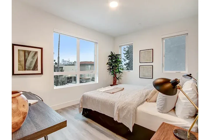 $3550 : Apartment For Rent image 6