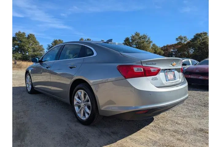 $22799 : Chevrolet Malibu 2024 LT 4dr image 5