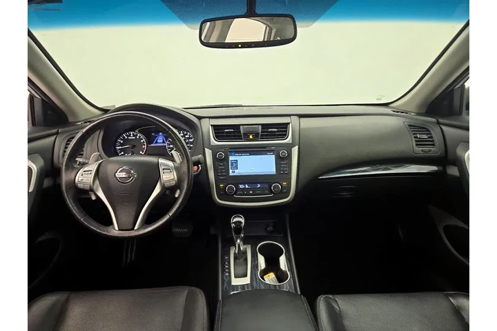 $12998 : Nissan Altima 2016 3.5 SL 4d image 9