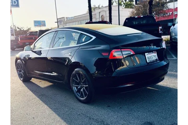 $17995 : Tesla Model 3 2019 Mid Range image 4