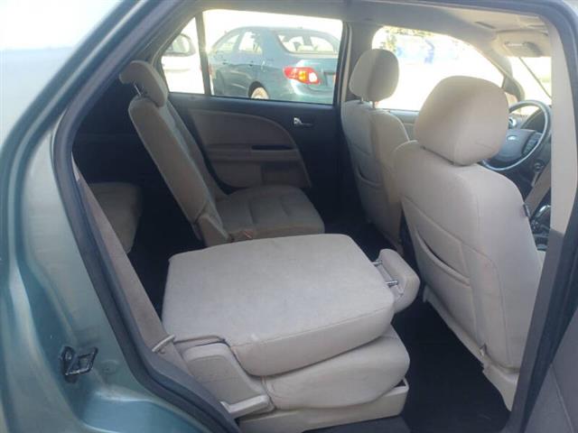 $5995 : 2008 Taurus X SEL image 8