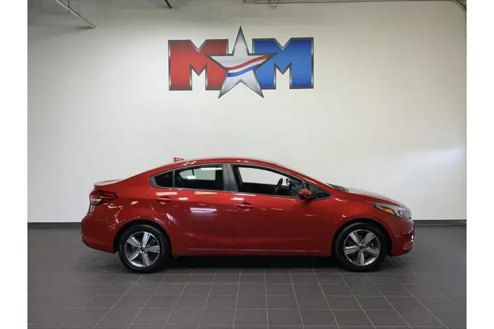 $13989 : Kia Forte 2018 S 4dr Sedan image 1